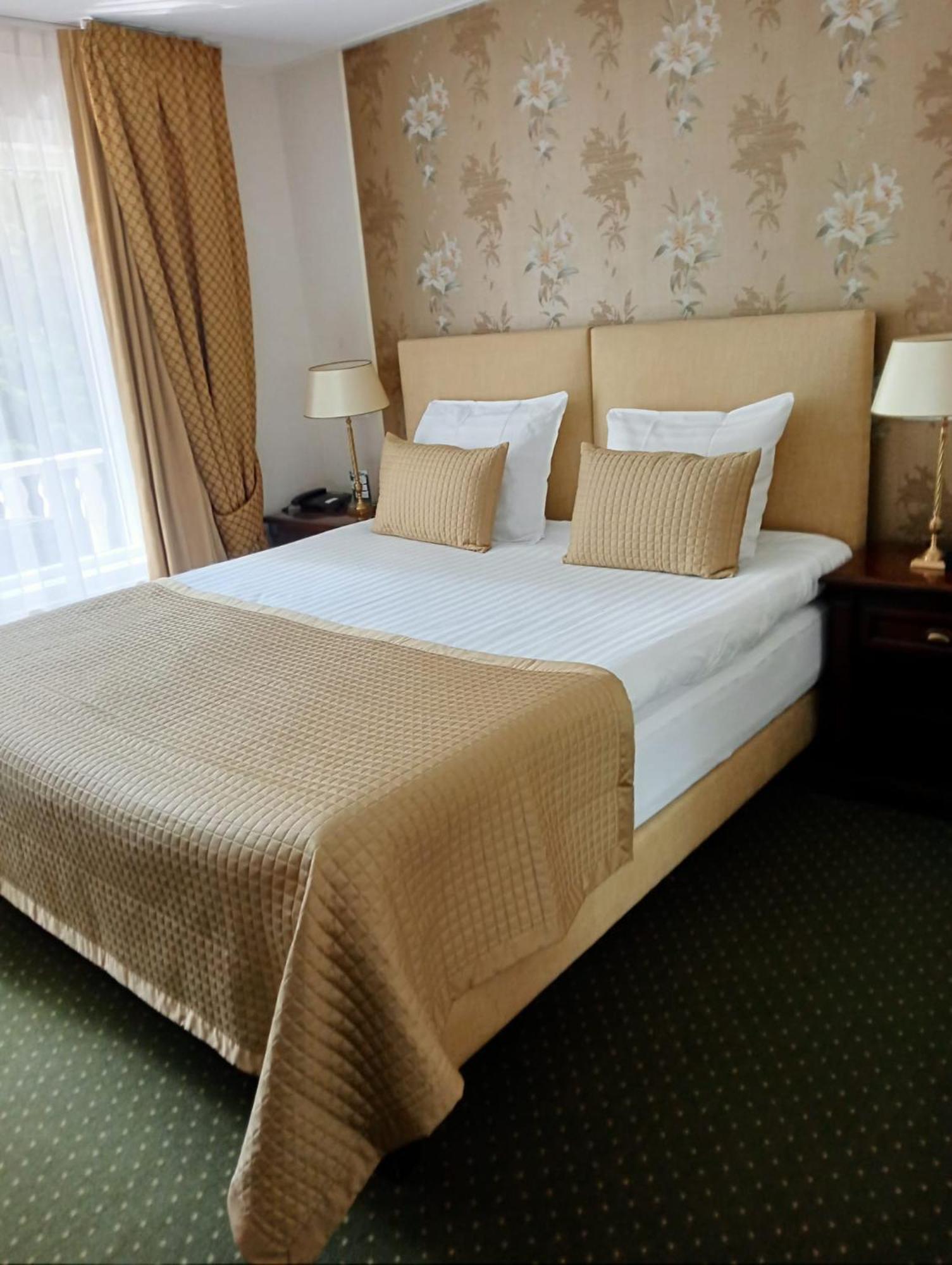 De Lunterse Boer Hotell Lunteren Exteriör bild