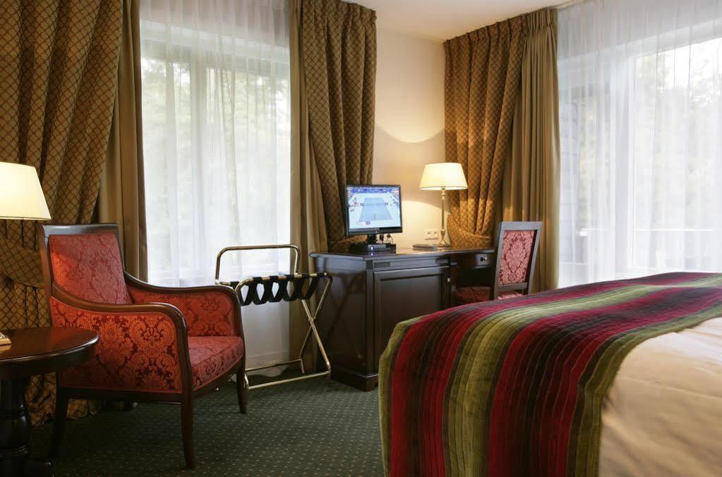 De Lunterse Boer Hotell Lunteren Exteriör bild